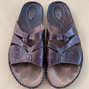 Clarks Artisan Sandals - Size 8M -Soft & Comfortable -Great Used Condition